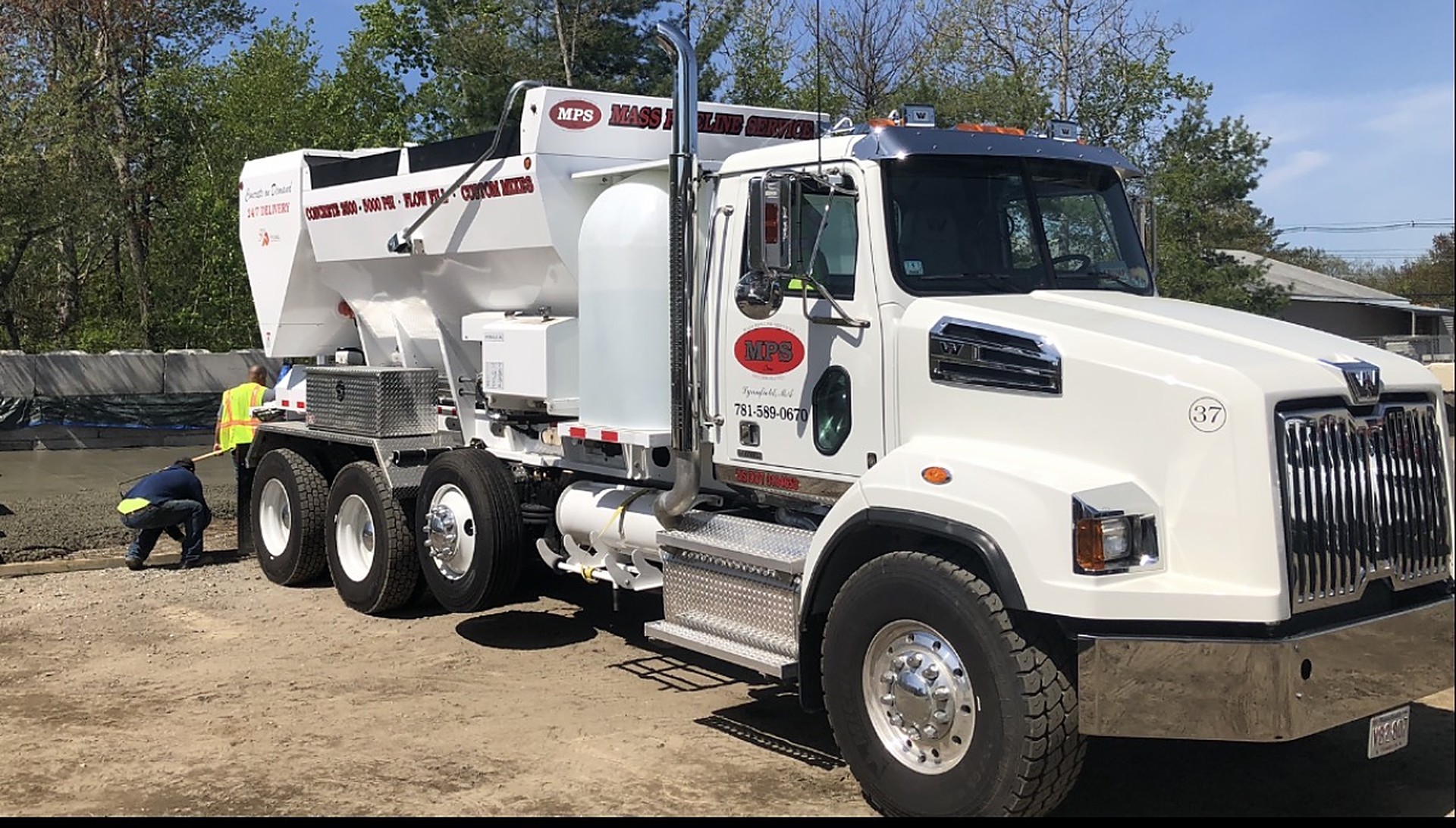 Concrete placement & finishing — Mass Pipeline Services